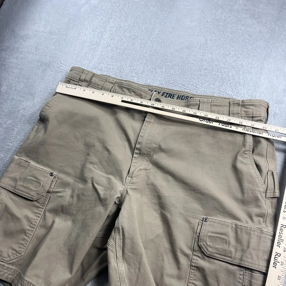 Duluth Trading Cargo Shorts Mens Size 40* Brown Flex Fire‎ Hose Outdoor Hiking